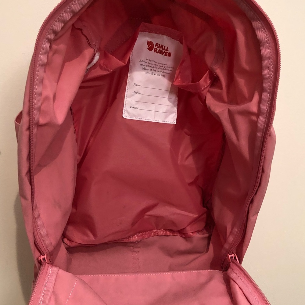 Fjallraven Kanken Backpack - Picture 3 of 10